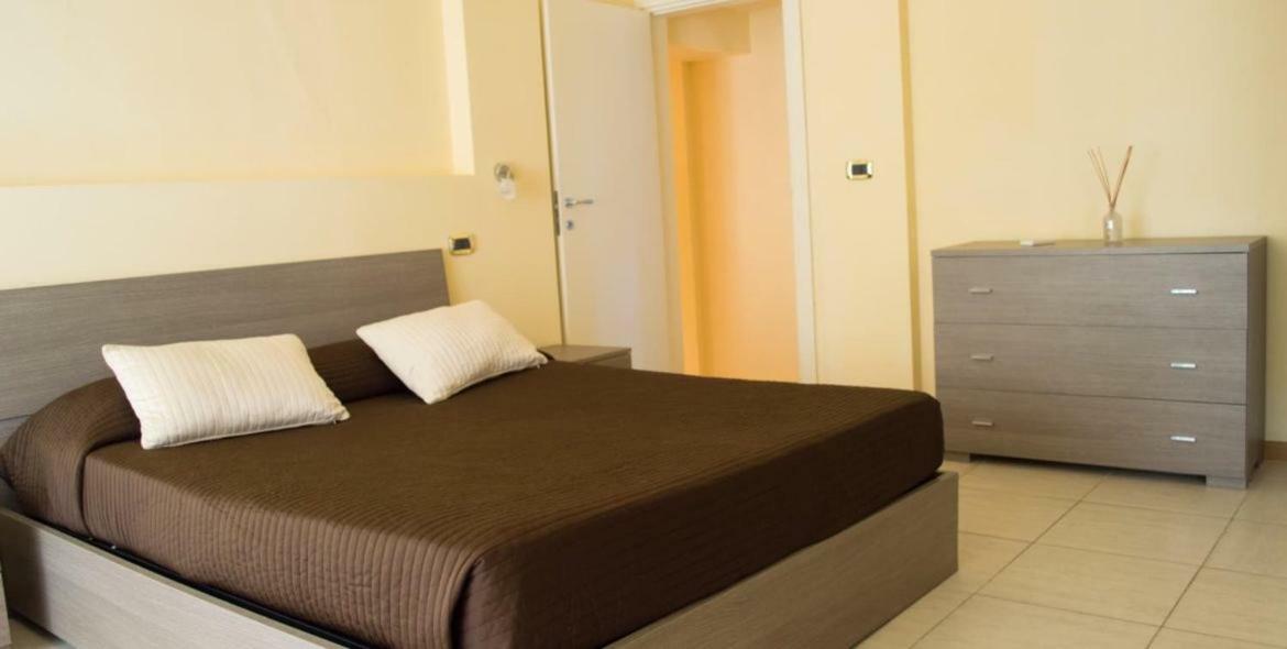 Guerrini Hotel Кастильончелло Экстерьер фото